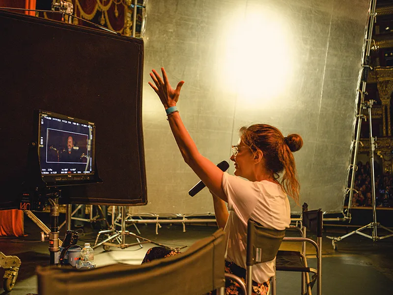 Киностудия Горького и Марс Медиа завершили съемки фильма Анны Меликян о девочке-вундеркинде в опере - 3