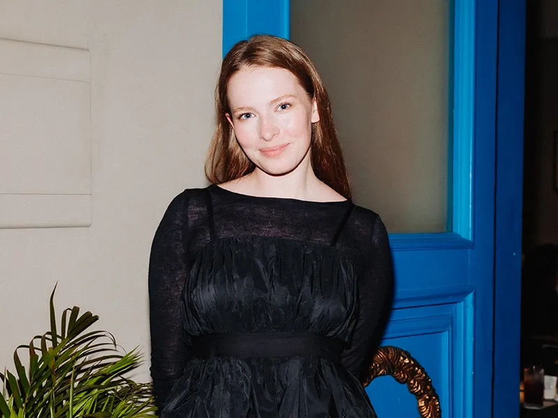 Киностудия Горького и Марс Медиа завершили съемки фильма Анны Меликян о девочке-вундеркинде в опере - 4