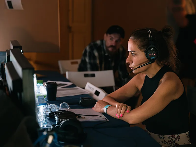 Киностудия Горького и Марс Медиа завершили съемки фильма Анны Меликян о девочке-вундеркинде в опере - 6