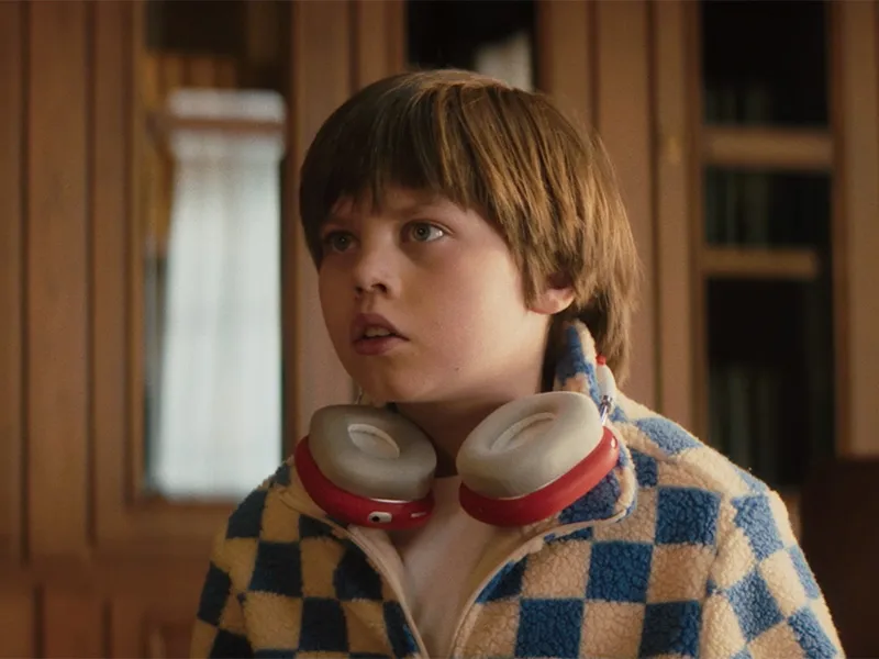 «Атмосфера кино», Киностудия Горького и «Кинокомпания братьев Андреасян» представляют трейлер и постер фильма  «Приключения желтого чемоданчика» - 4