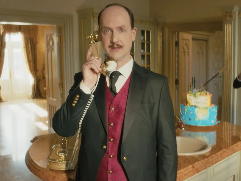 «Атмосфера кино», Киностудия Горького и «Кинокомпания братьев Андреасян» представляют трейлер и постер фильма  «Приключения желтого чемоданчика» - 5